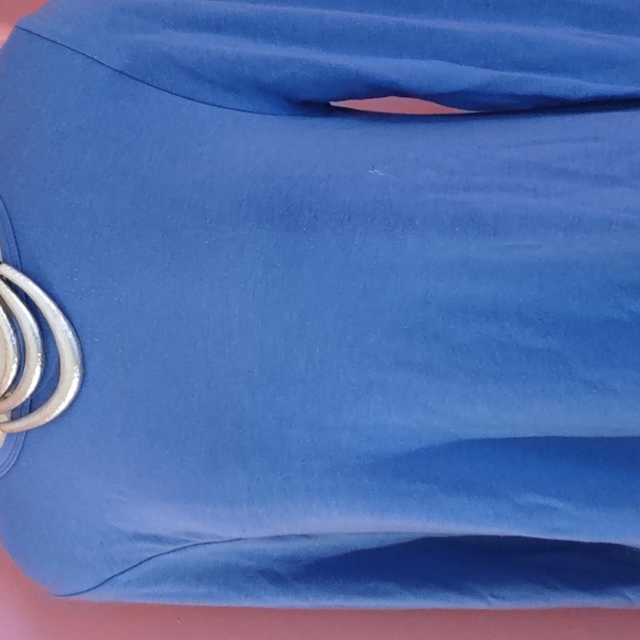 Lace up back long sleeve tunic - Picture 2 of 5